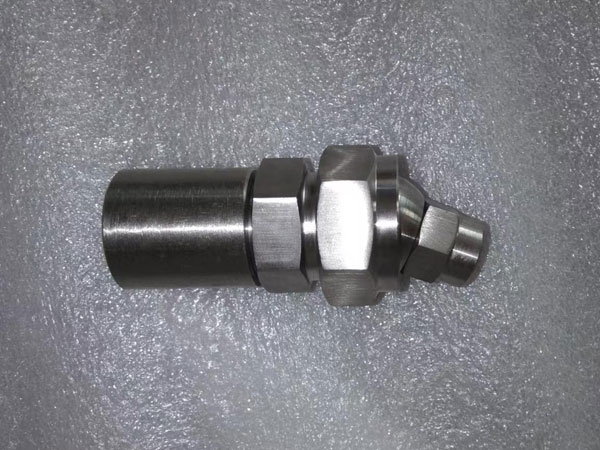 萬向球接頭，調(diào)節(jié)噴嘴噴水方向